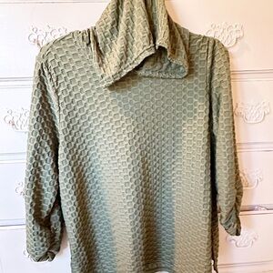 Textured Olive Green Hooded Women's Sweatshirt